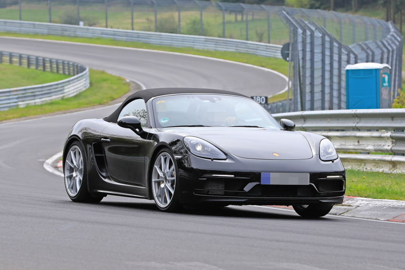 Illustration for article titled Six Cylinder Porsche 718 Boxster and Cayman Touring Models Spied Testing